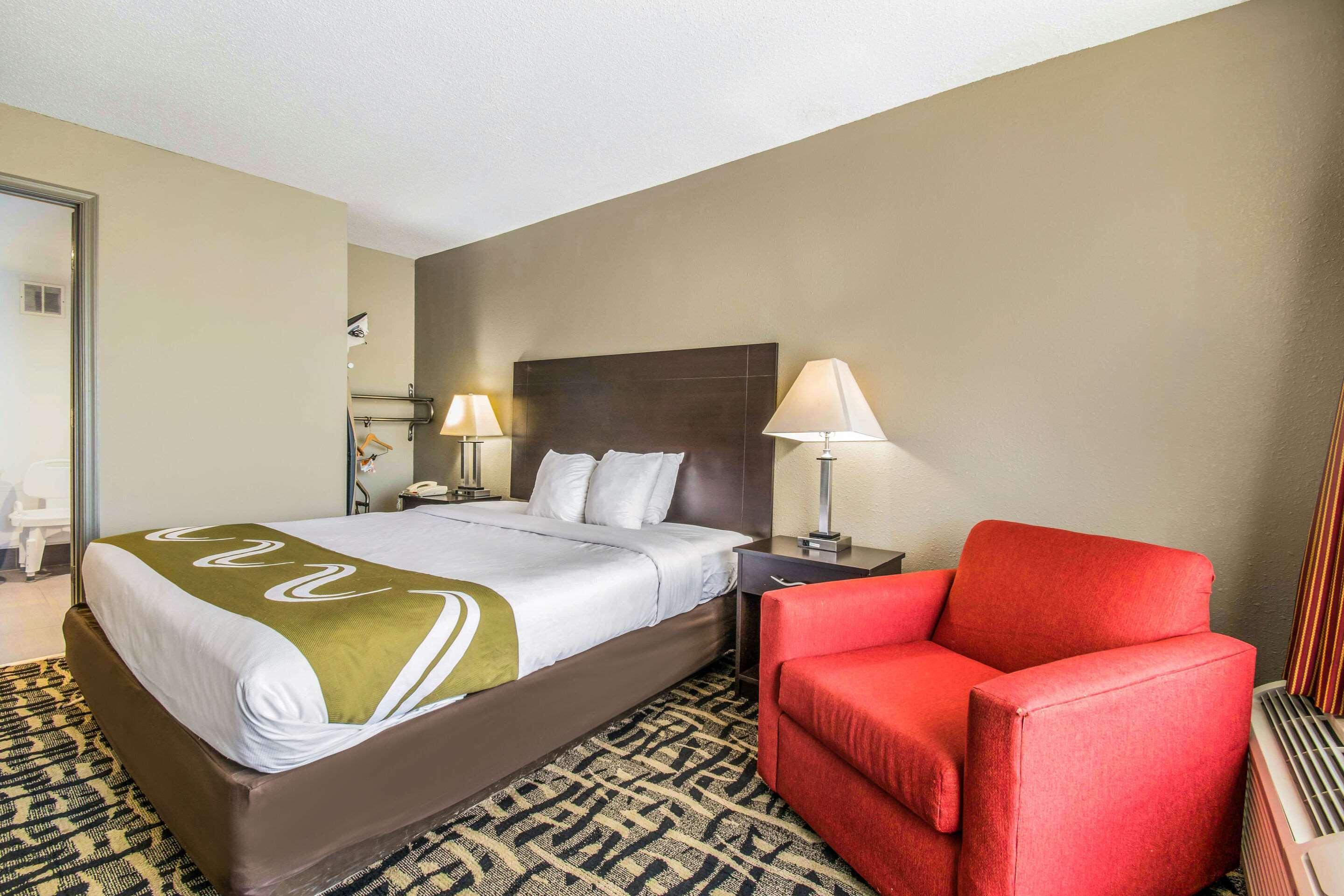 Quality Inn & Suites York Dış mekan fotoğraf