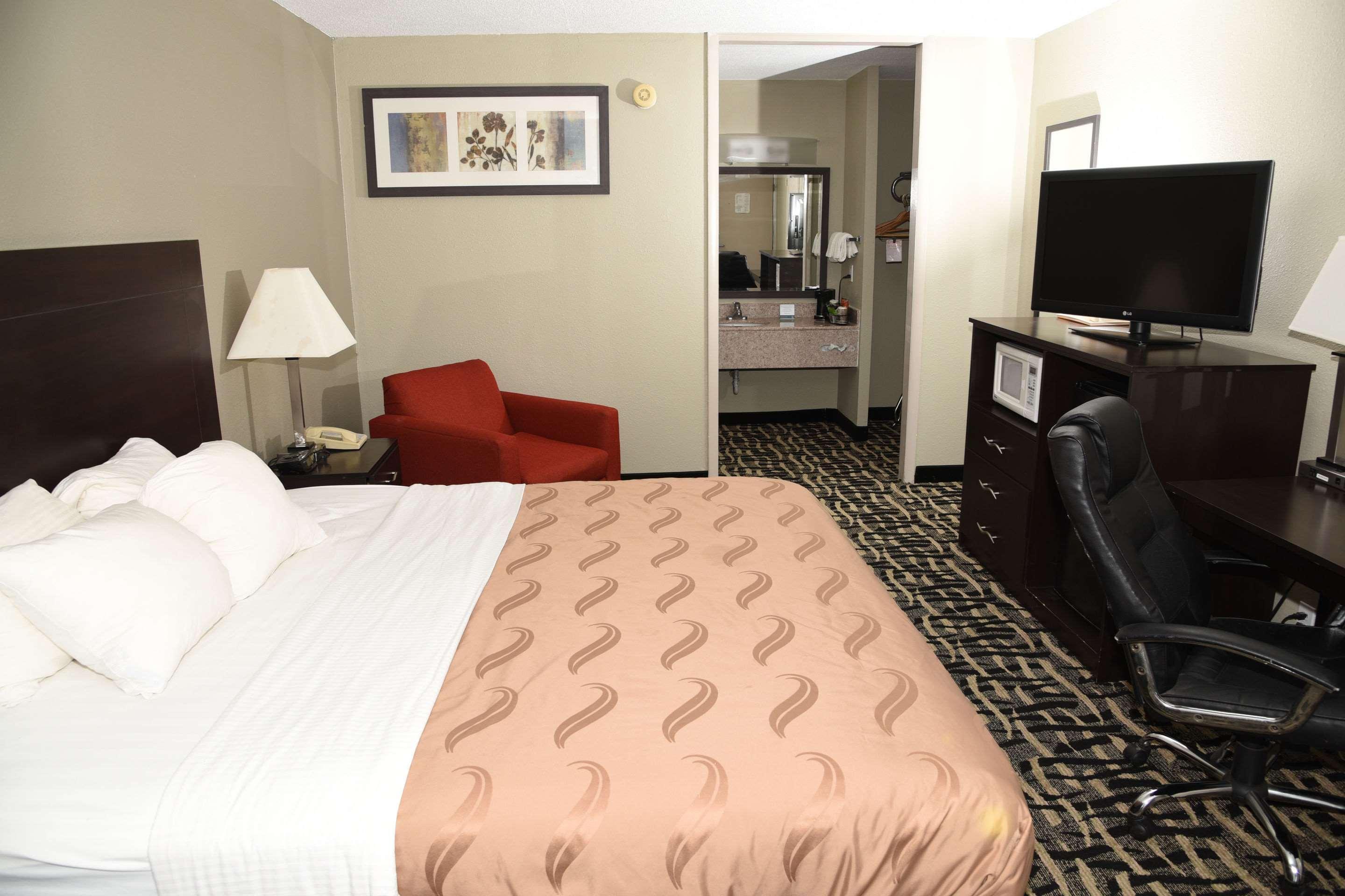 Quality Inn & Suites York Dış mekan fotoğraf