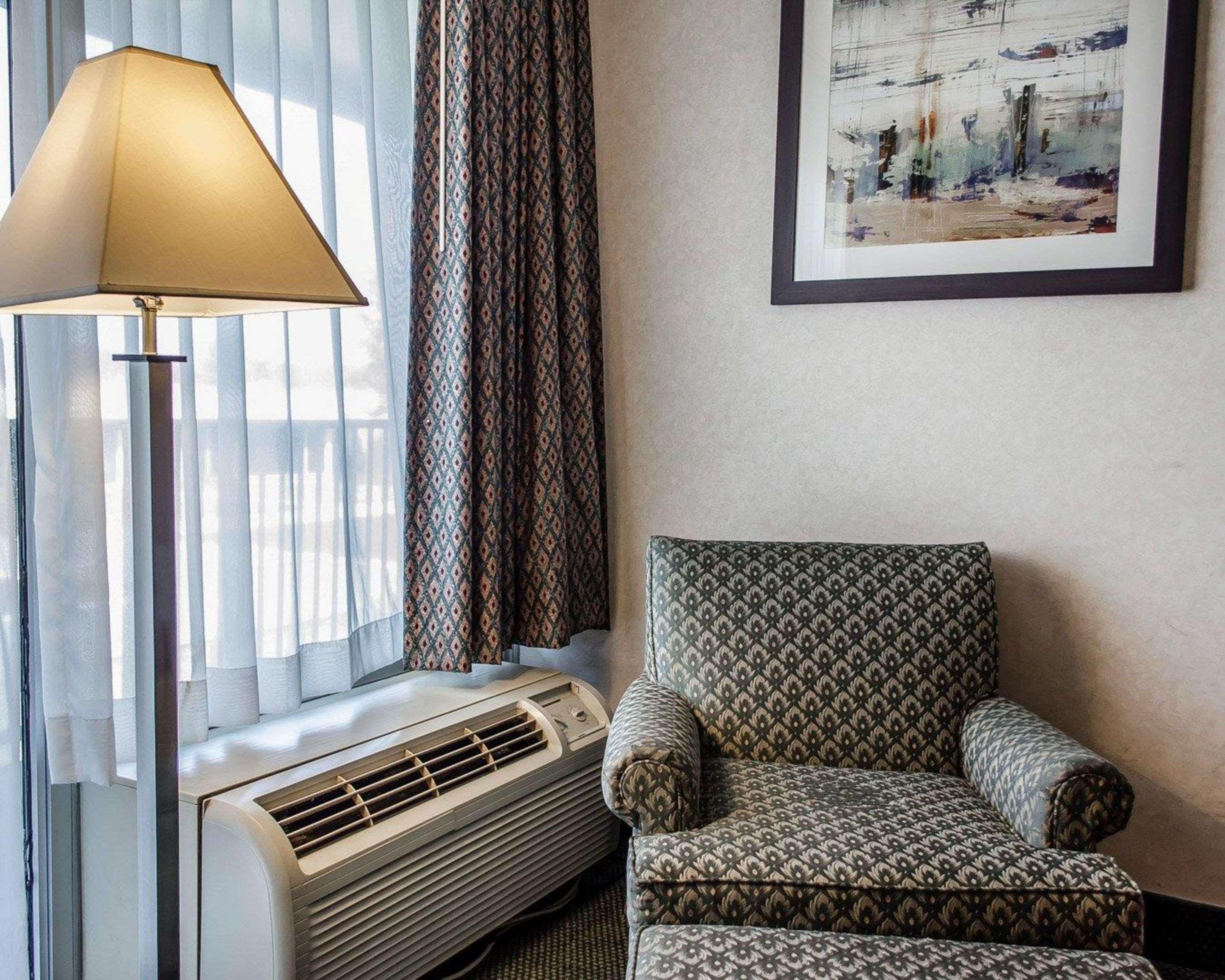 Quality Inn & Suites York Dış mekan fotoğraf