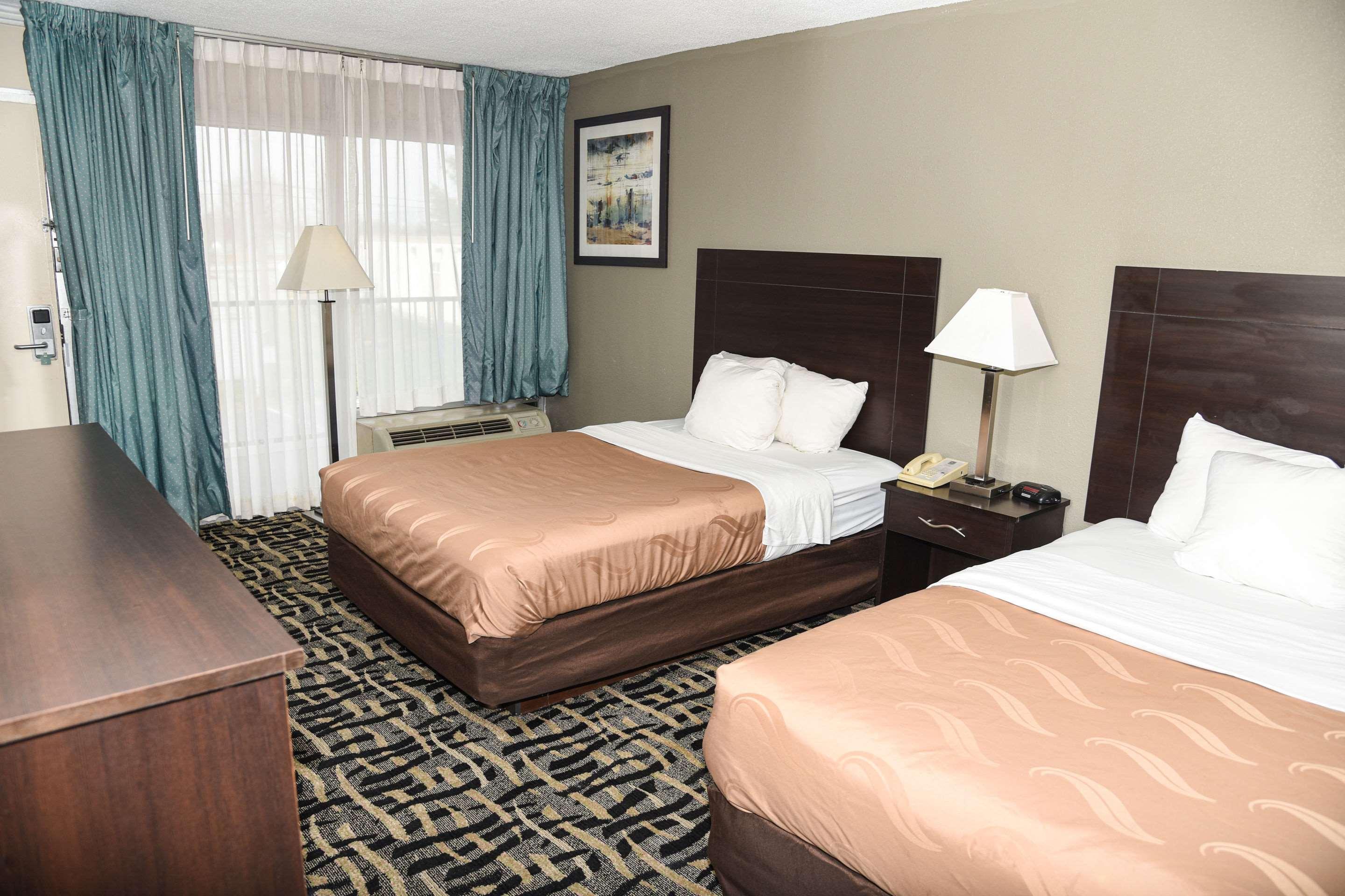 Quality Inn & Suites York Dış mekan fotoğraf