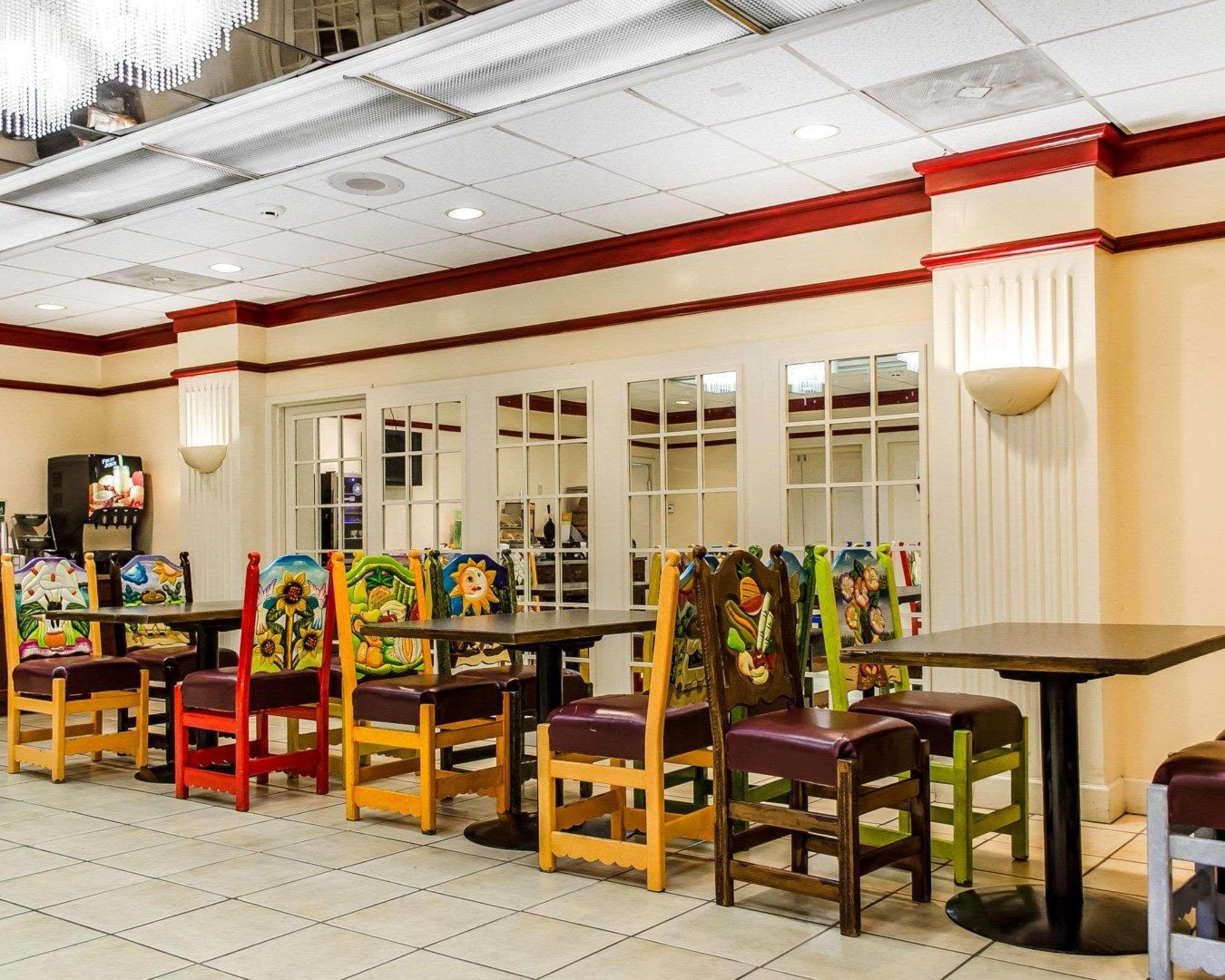 Quality Inn & Suites York Dış mekan fotoğraf