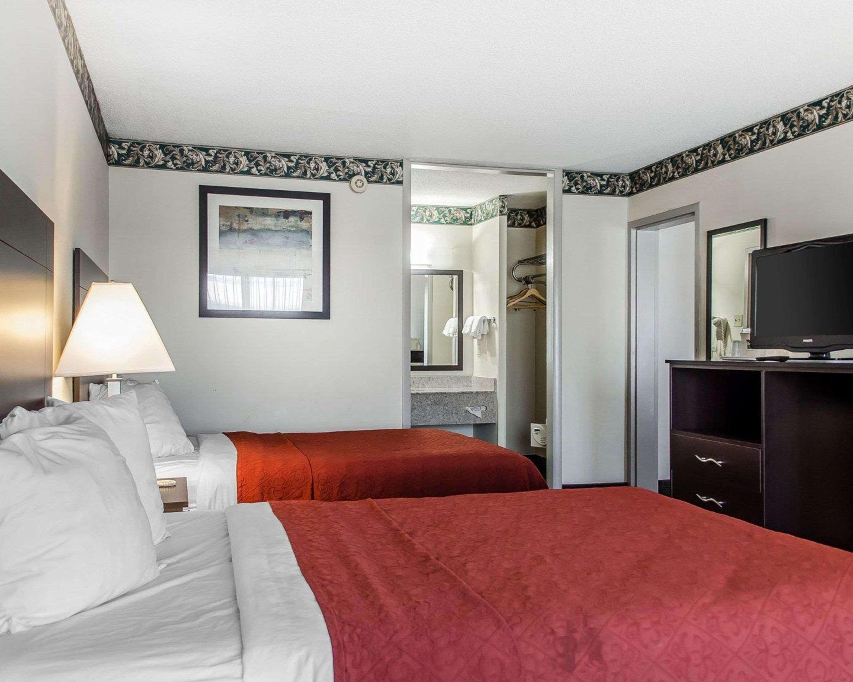 Quality Inn & Suites York Dış mekan fotoğraf