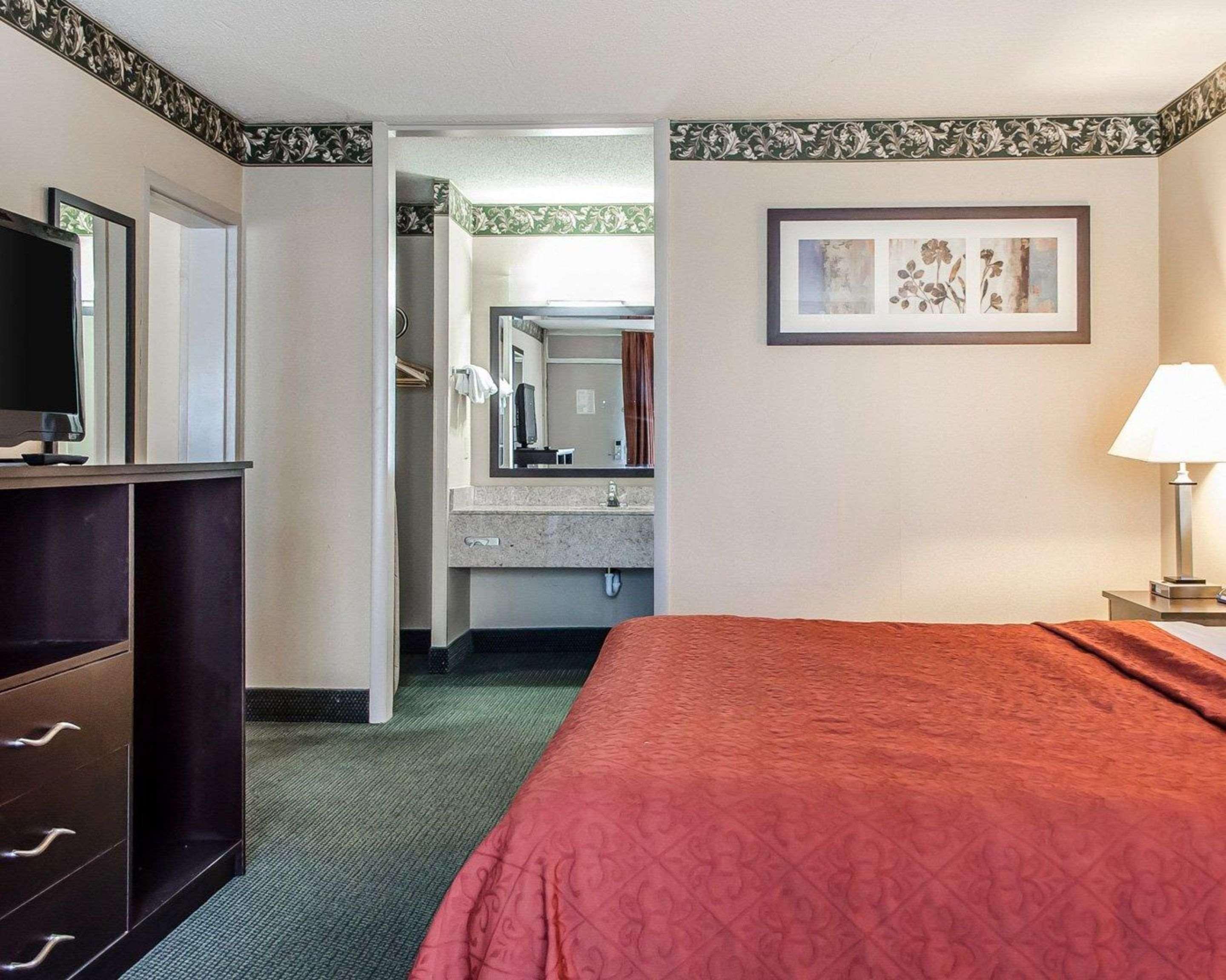Quality Inn & Suites York Dış mekan fotoğraf